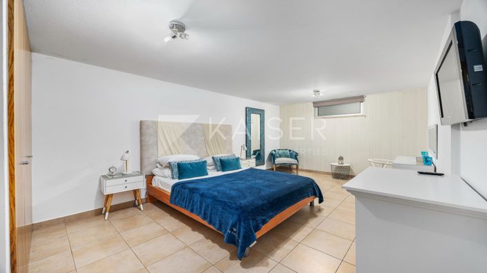 Image No.21-5 Bed Villa for sale