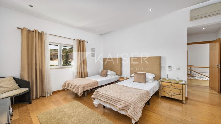 Image No.26-5 Bed Villa for sale