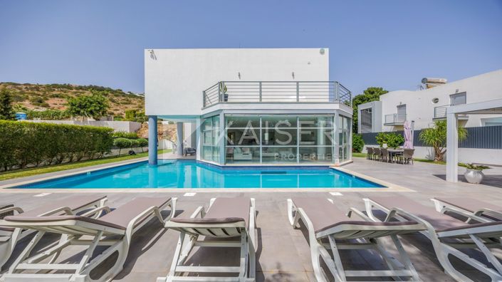 Image No.8-5 Bed Villa for sale
