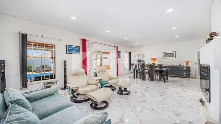 Image No.4-Villa con 4 dormitorios en venta