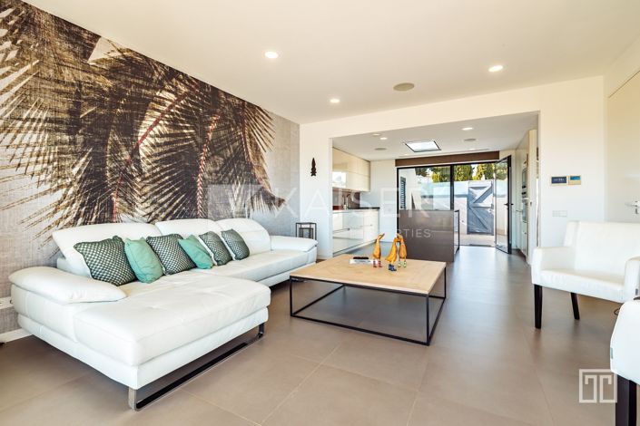 Image No.29-9 Bed Villa for sale