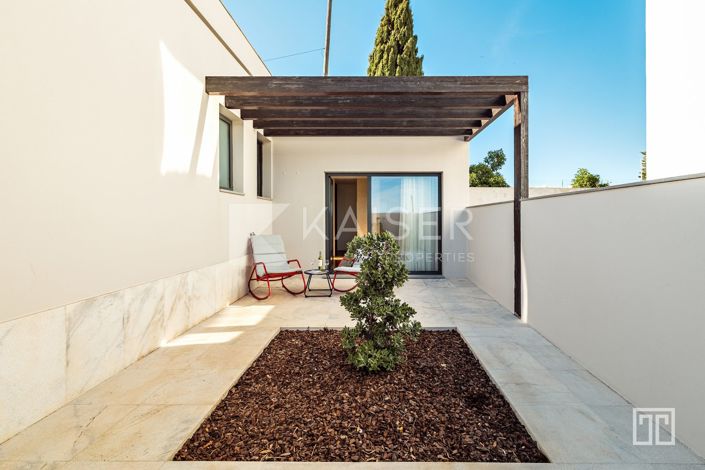 Image No.35-9 Bed Villa for sale