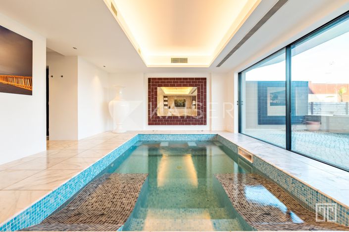 Image No.38-9 Bed Villa for sale