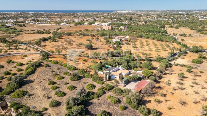 Image No.28-3 Bed Villa for sale
