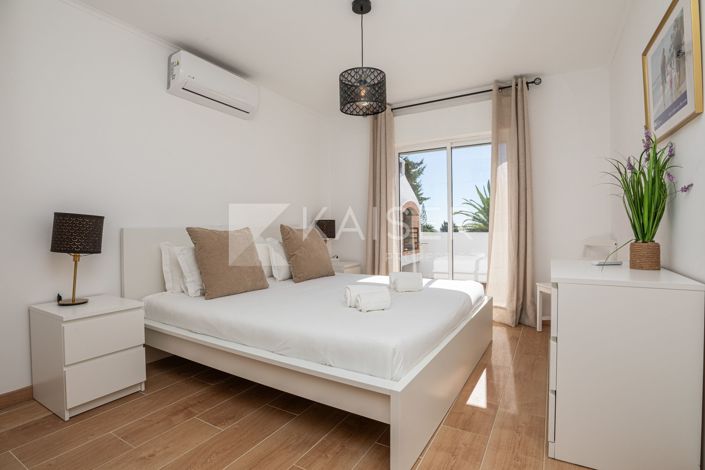 Image No.16-2 Bed Apartment for sale