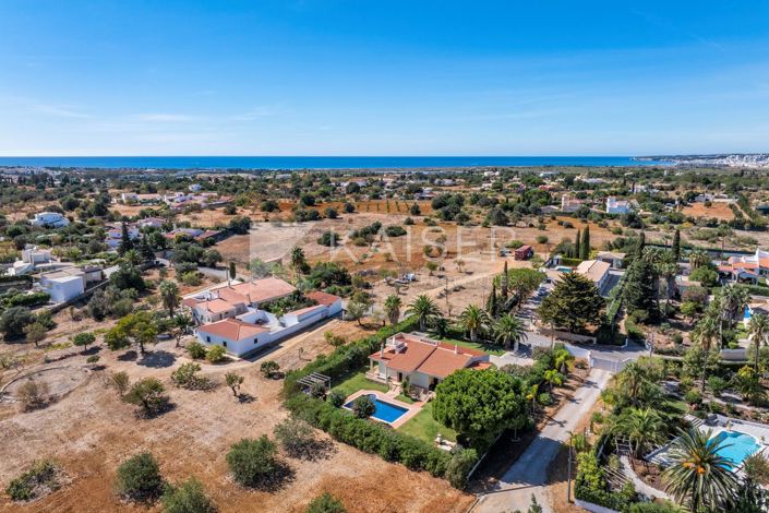 Image No.2-3 Bed Villa for sale