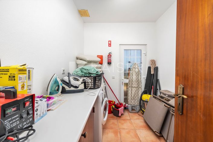 Image No.20-3 Bed Villa for sale