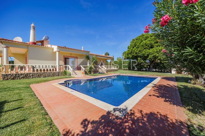 Image No.3-3 Bed Villa for sale