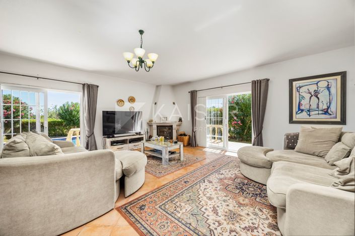 Image No.6-3 Bed Villa for sale