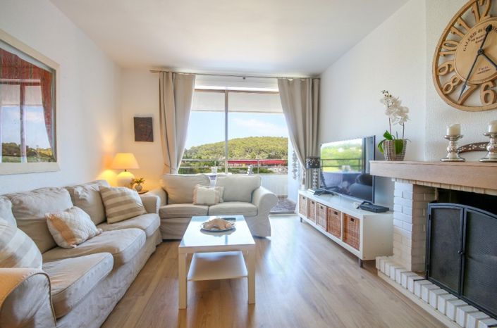 Image No.2-4 Bed Apartment for sale