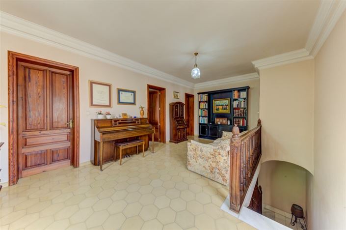 Image No.15-4 Bed Townhouse for sale