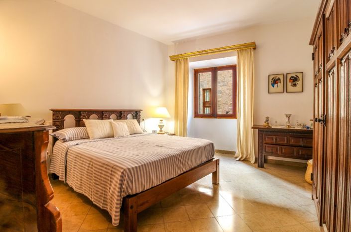 Image No.5-Maison de ville de 6 chambres à vendre à Pollenca