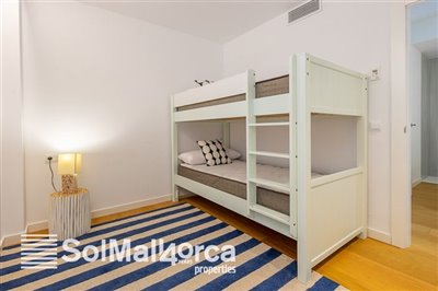 Three bedroom apartment with sea views in Puerto de Alcudia (13)-14