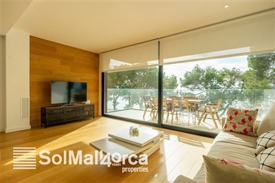 Three bedroom apartment with sea views in Puerto de Alcudia (3)-4
