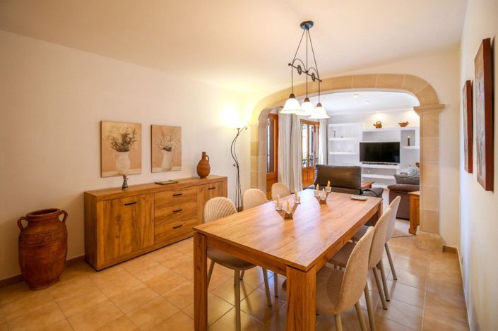Image No.1-3 Bed Apartment for sale
