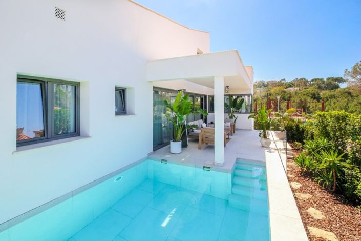 Image No.2-Villa de 4 chambres à vendre à Alcúdia