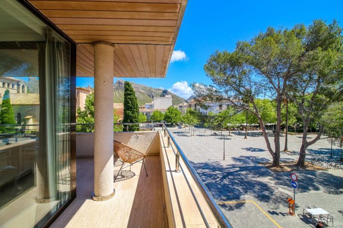 Image No.1-4 Bed Apartment for sale