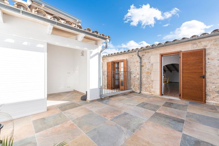 Image No.5-4 Bed Townhouse for sale