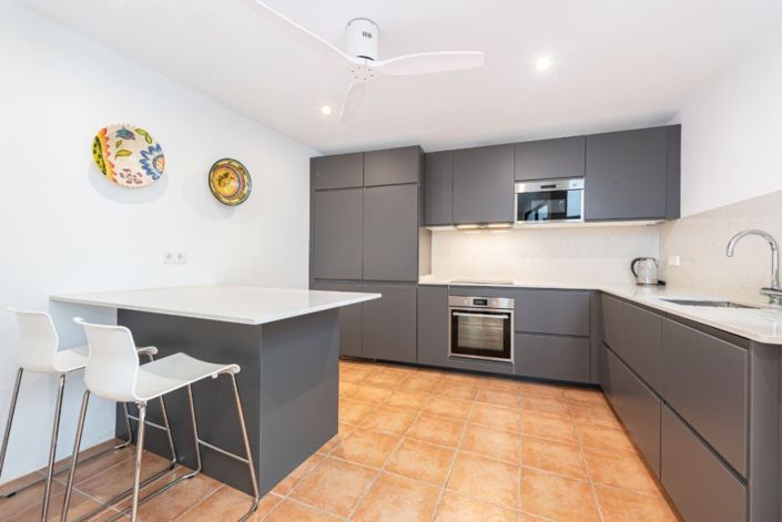 Image No.6-4 Bed Townhouse for sale