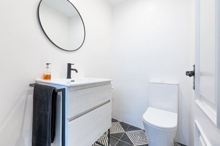 Image No.8-4 Bed Townhouse for sale