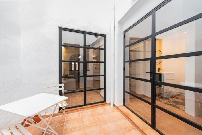 Image No.9-4 Bed Townhouse for sale