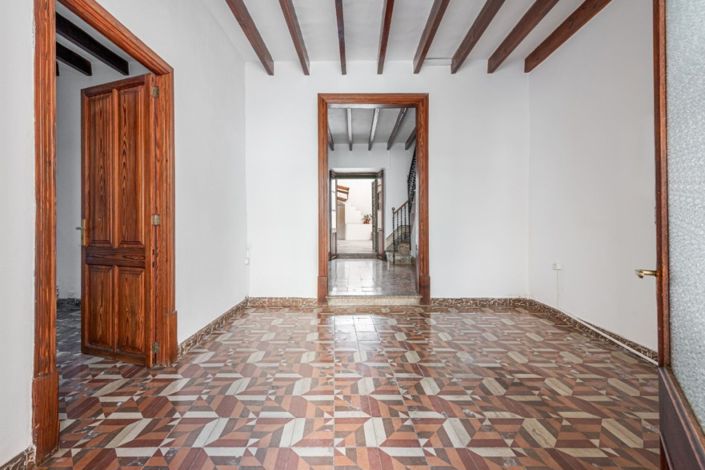 Image No.4-3 Bed Townhouse for sale