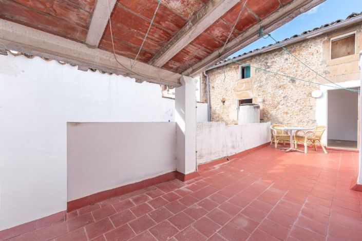 Image No.8-3 Bed Townhouse for sale