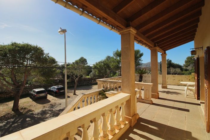 Image No.2-4 Bed Chalet for sale