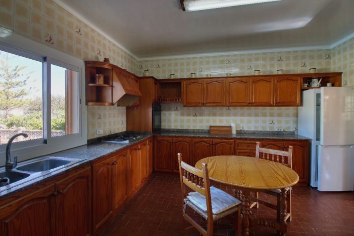 Image No.20-4 Bed Chalet for sale