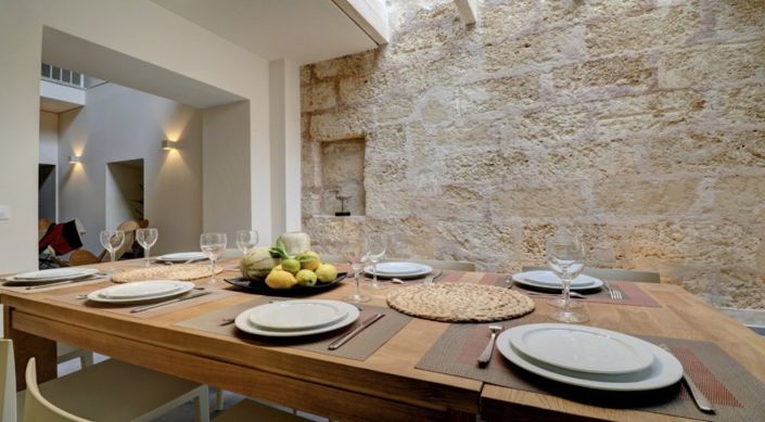 Image No.10-5 Bed Townhouse for sale