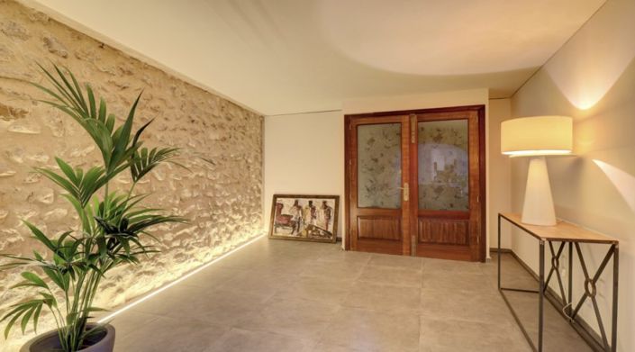 Image No.15-5 Bed Townhouse for sale