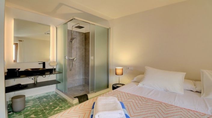 Image No.19-5 Bed Townhouse for sale