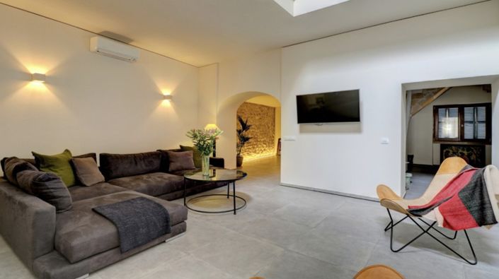 Image No.4-5 Bed Townhouse for sale