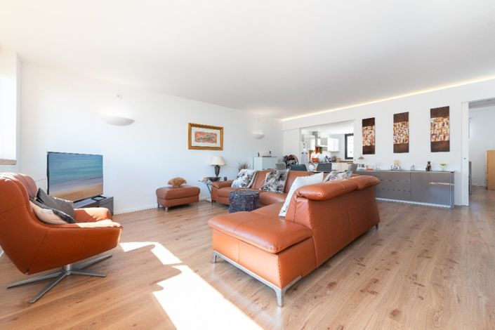 Image No.2-3 Bed Apartment for sale