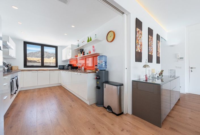 Image No.5-3 Bed Apartment for sale