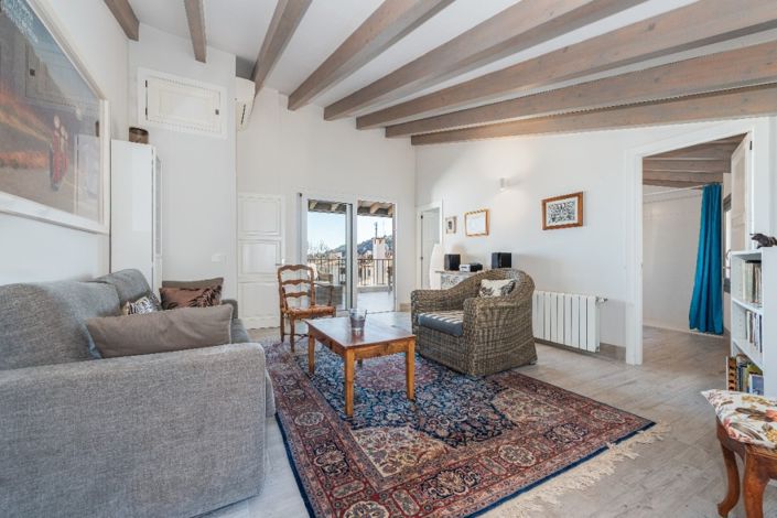 Image No.18-5 Bed Townhouse for sale