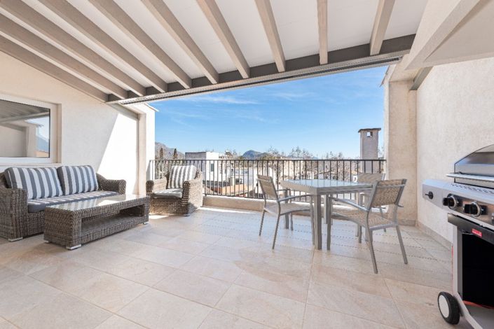 Image No.5-5 Bed Townhouse for sale