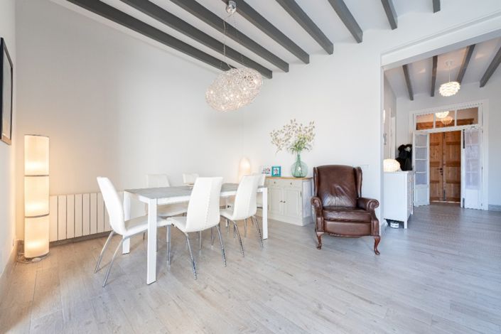 Image No.7-5 Bed Townhouse for sale