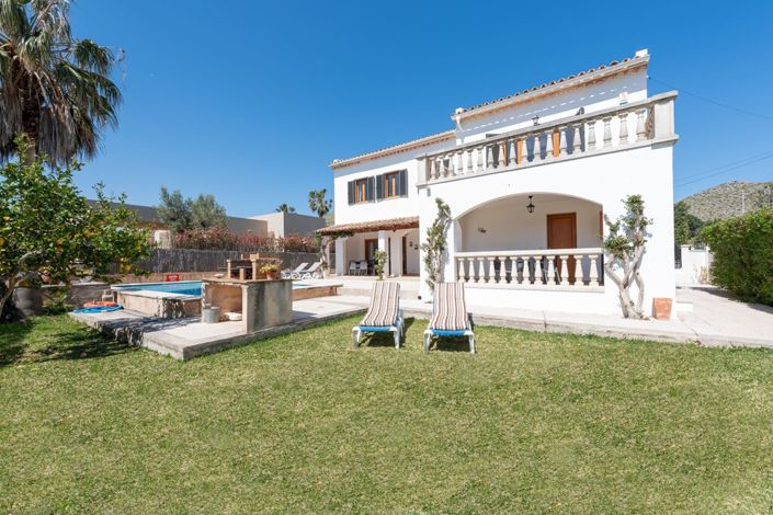 Image No.2-4 Bed Villa for sale