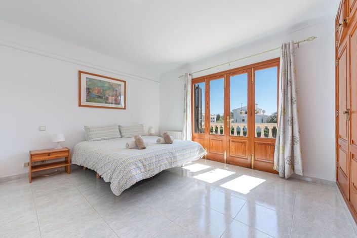 Image No.5-4 Bed Villa for sale