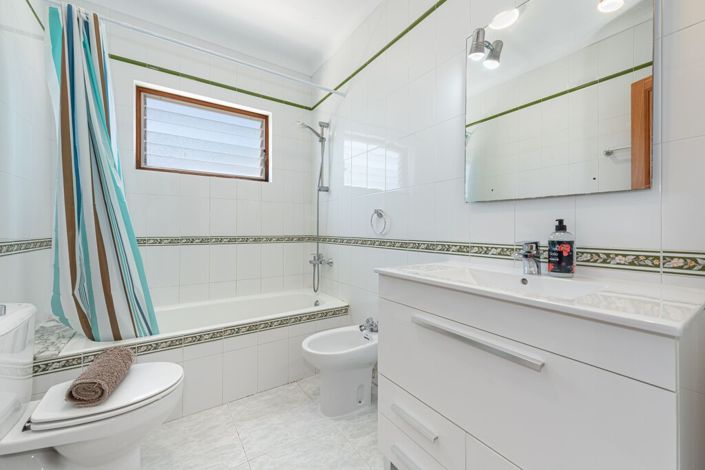 Image No.19-4 Bed Villa for sale