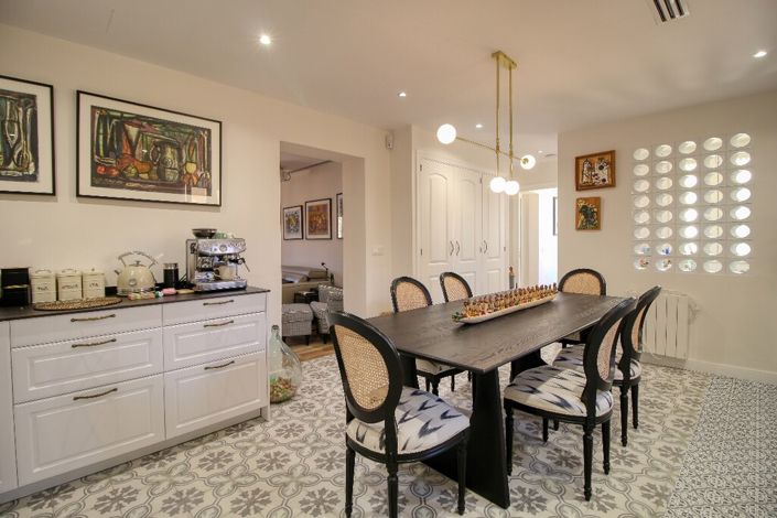 Image No.10-4 Bed Apartment for sale