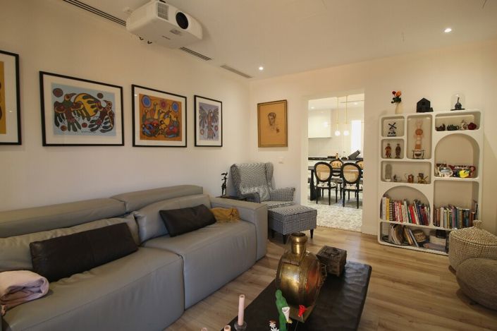 Image No.8-4 Bed Apartment for sale