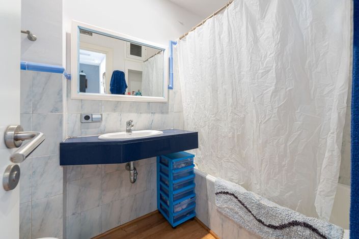 Image No.10-3 Bed Apartment for sale