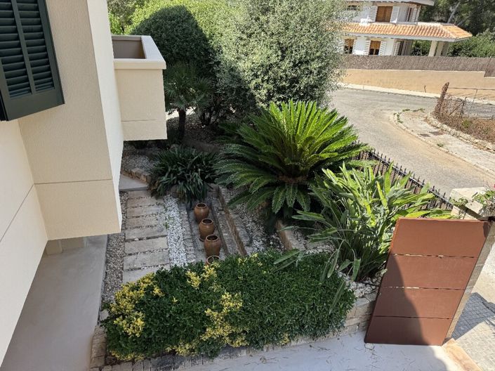 Image No.12-4 Bed Chalet for sale