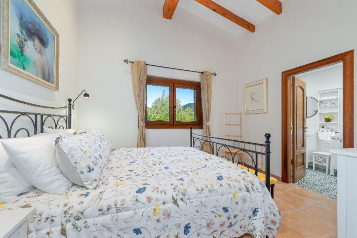 Image No.9-3 Bed Villa for sale