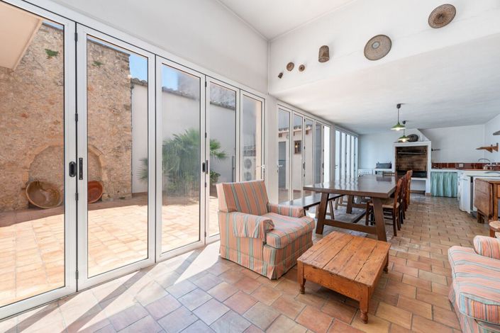 Image No.6-3 Bed Townhouse for sale