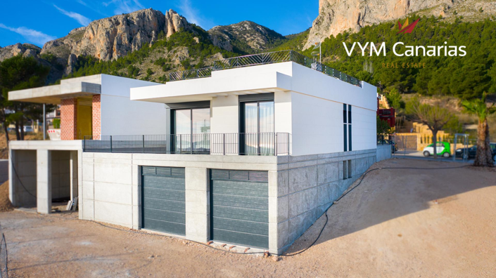 Image No.44-3 Bed Villa for sale