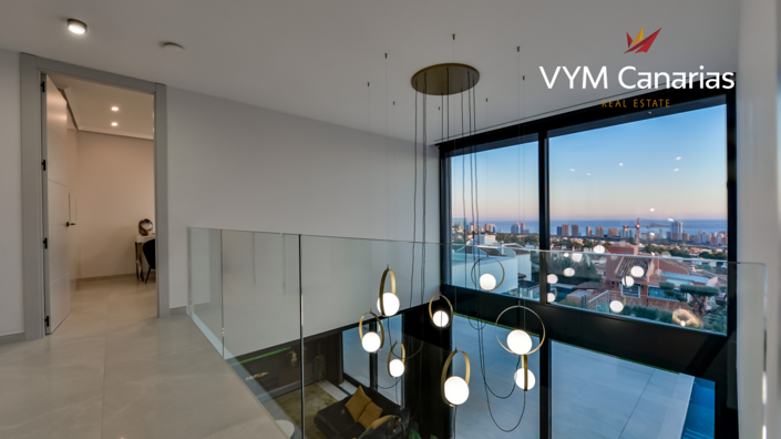 Image No.22-8 Bed Villa for sale