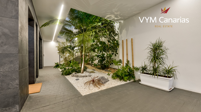 Image No.41-8 Bed Villa for sale